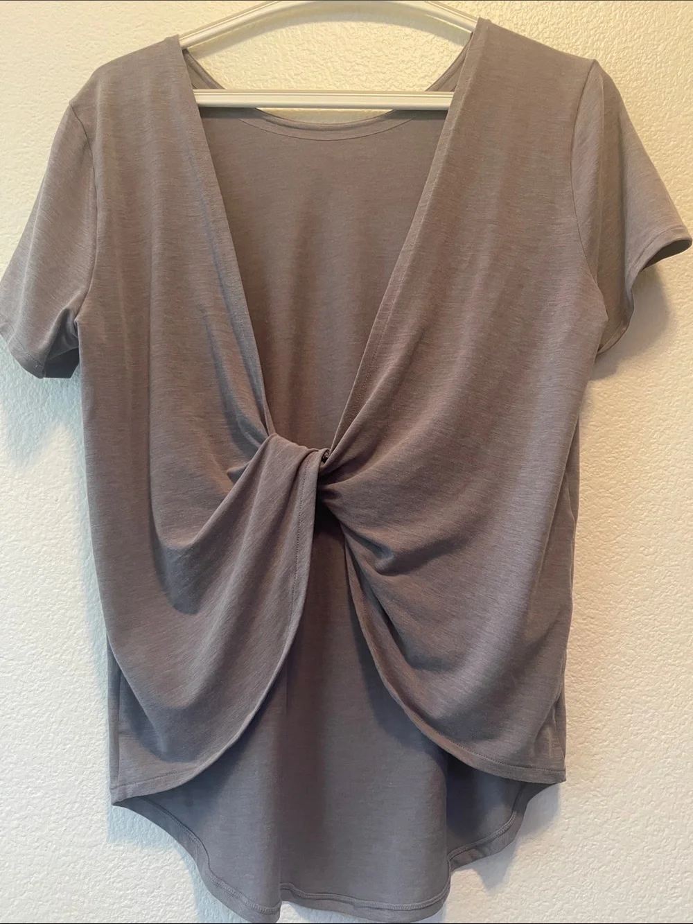Nike Short Sleeve Crew Tee in Heather Taupe